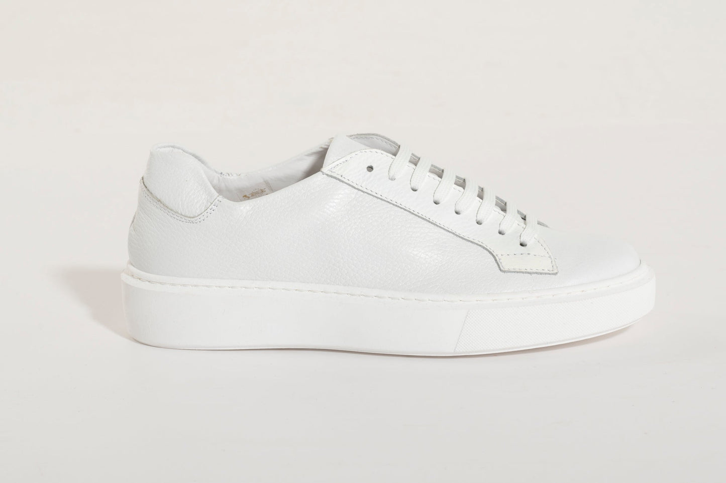 Zapatillas básicas de piel